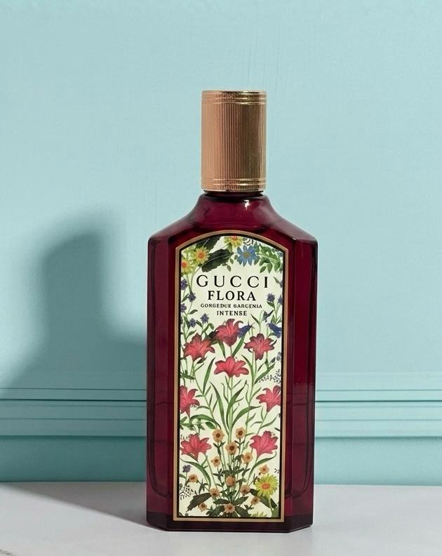 Gucci flora Gorgeous Gardenia intense